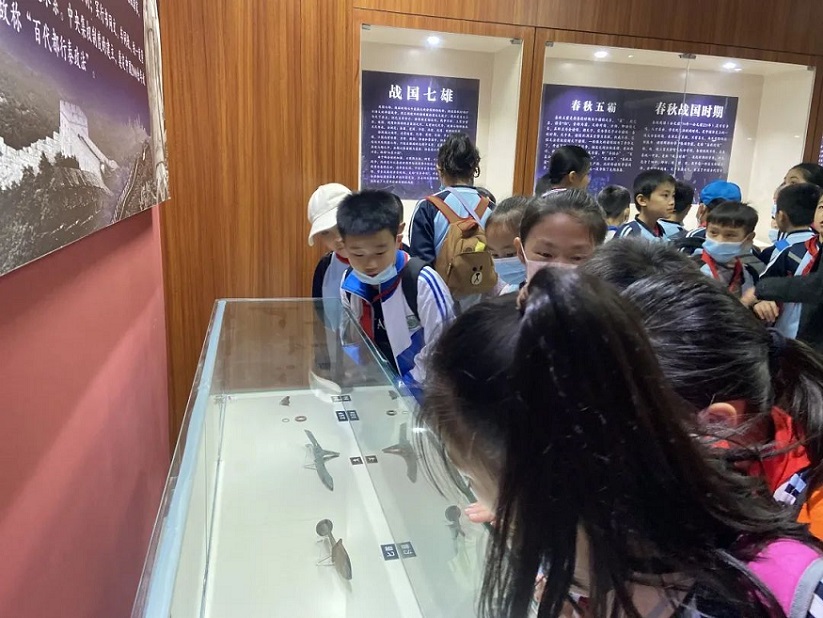 【研学旅行】贯通古今学知识,科学知识谱未来――爱爱啦
实验小学秋季研学旅行