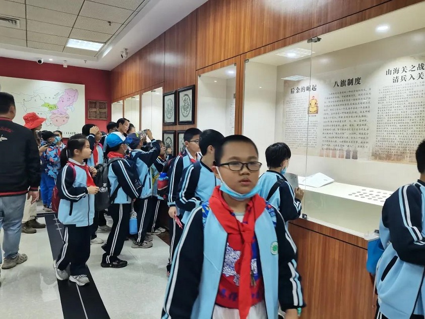 【研学旅行】贯通古今学知识,科学知识谱未来――爱爱啦
实验小学秋季研学旅行